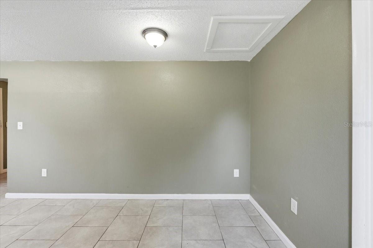 2418 Jungle St Property Photo 13
