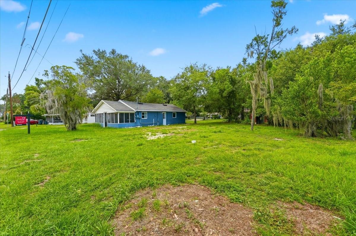 2418 Jungle St Property Photo 26