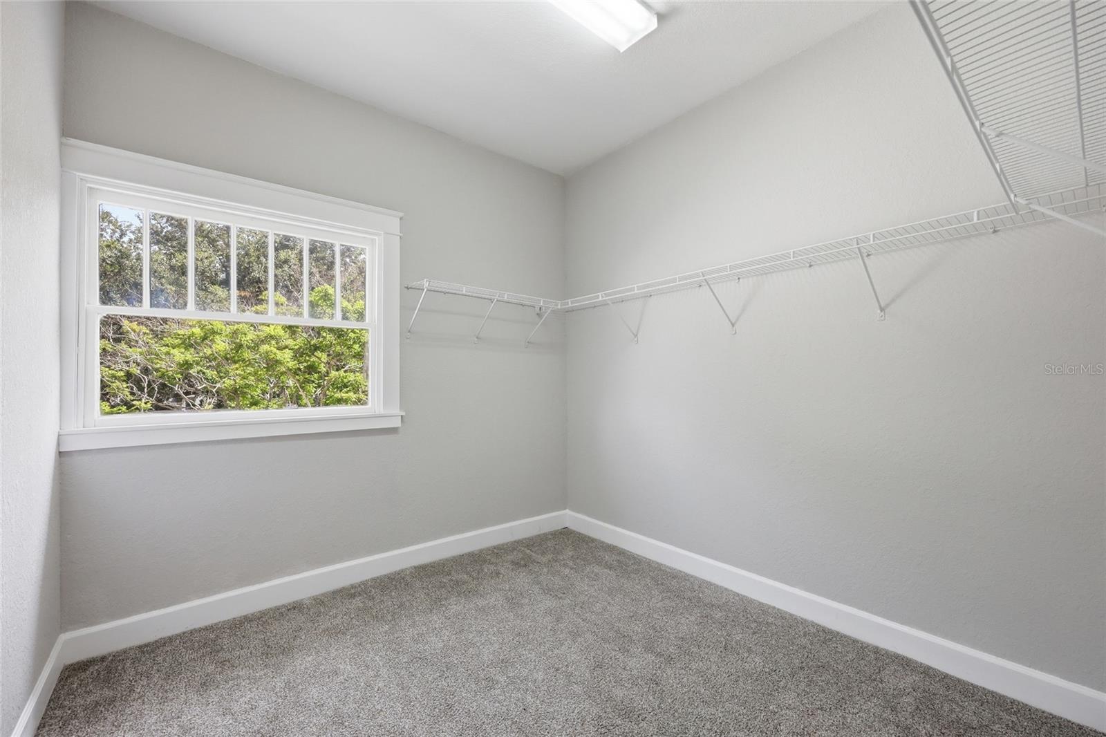 545 E Haines Blvd Property Photo 11