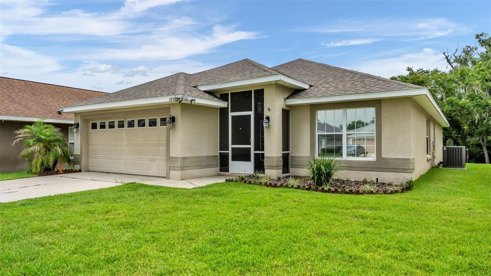6838 Shimmering Dr Property Photo 3