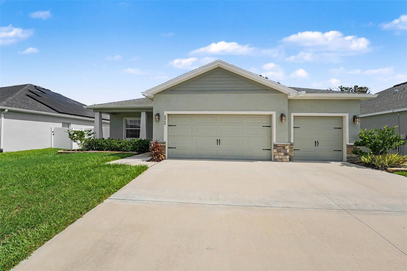 6864 Mossy Oak Ln Property Photo 2