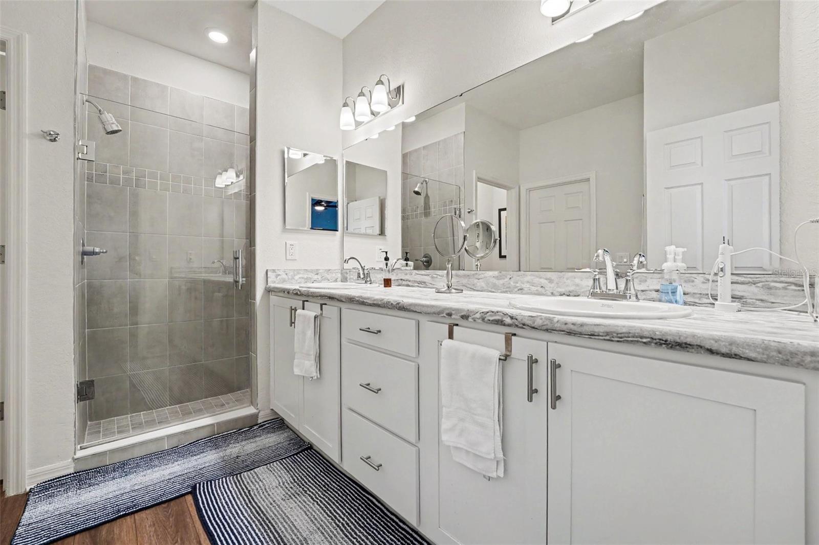 6864 Mossy Oak Ln Property Photo 21