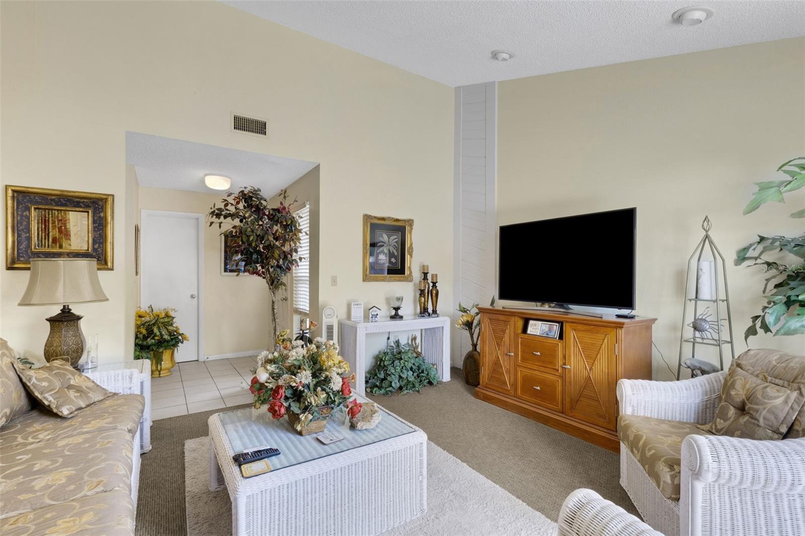 4223 Oak Loop #49 Property Photo 5