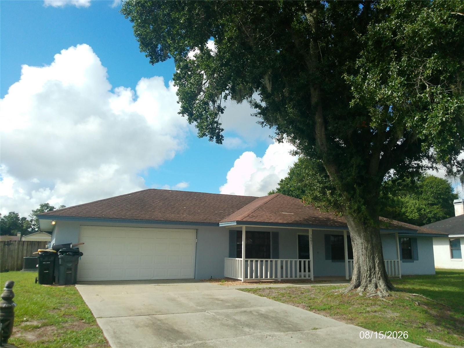 1601 Archers Path Property Photo 1