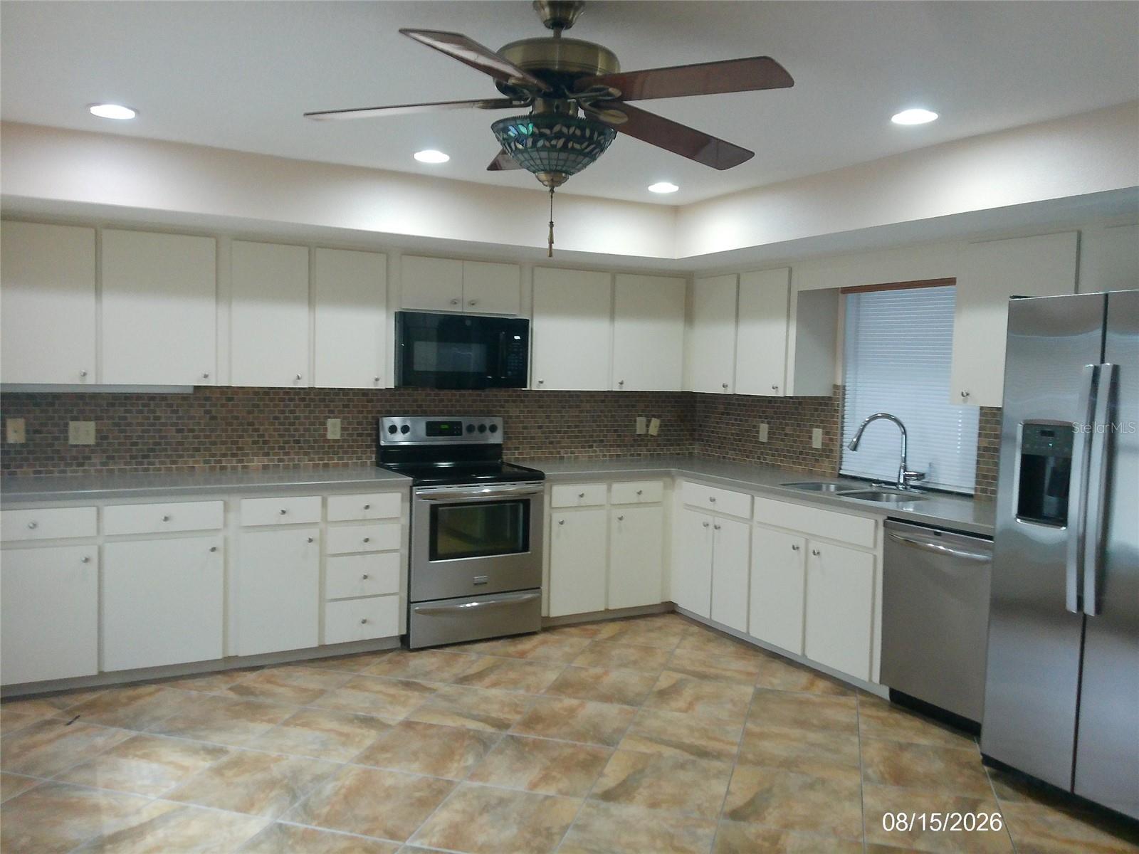 1601 Archers Path Property Photo 3