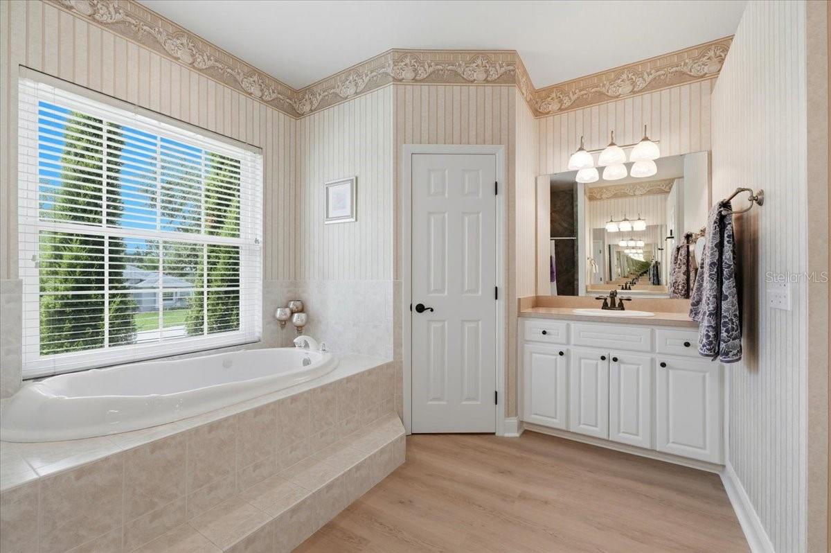 5618 Summerland Hills Dr Property Photo 28