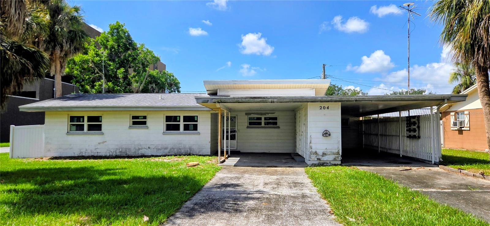 204 BOBBIE CIR