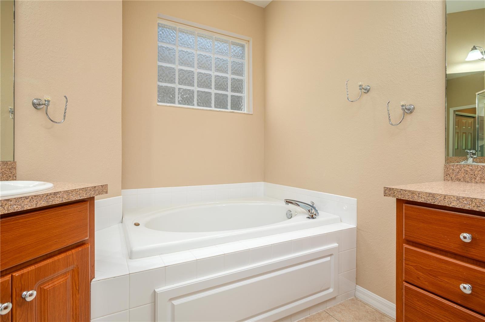 590 Grasslands Village Cir #590 Property Photo 15