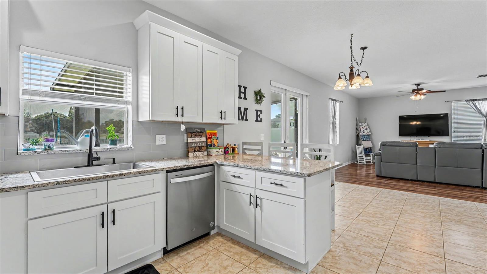 2746 Walden Woods Dr Property Photo 16