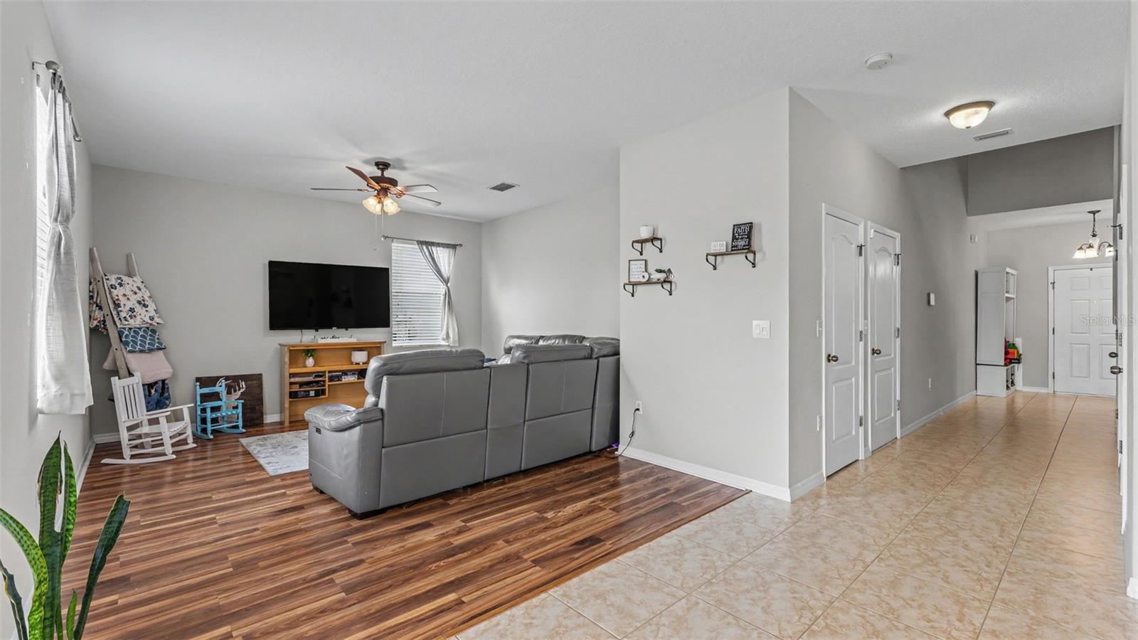 2746 Walden Woods Dr Property Photo 17