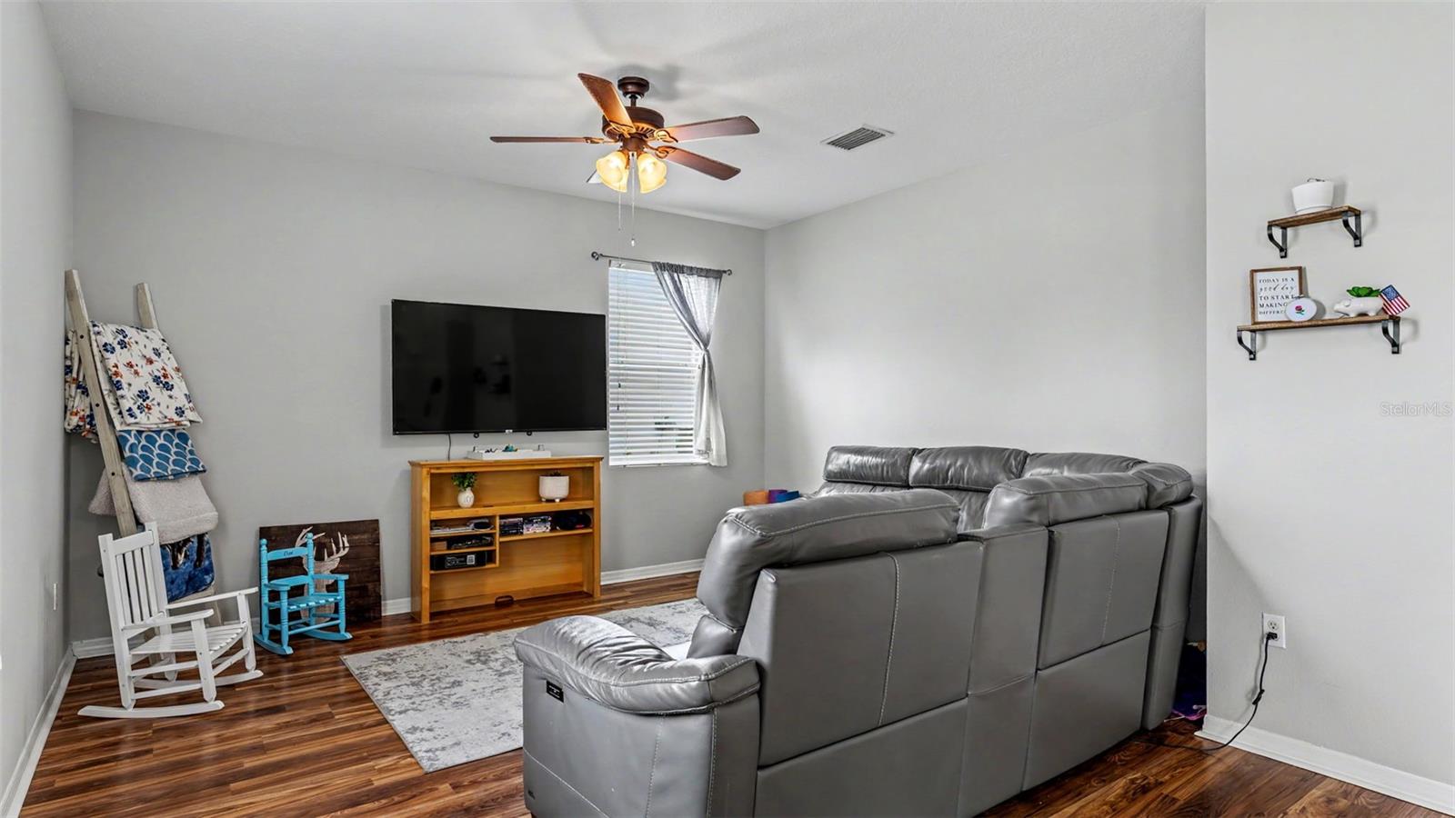 2746 Walden Woods Dr Property Photo 18