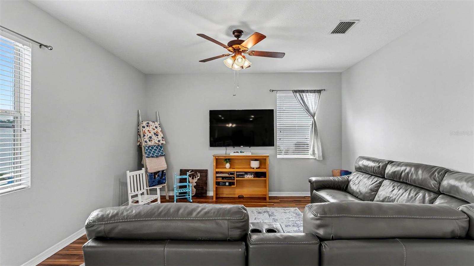 2746 Walden Woods Dr Property Photo 19