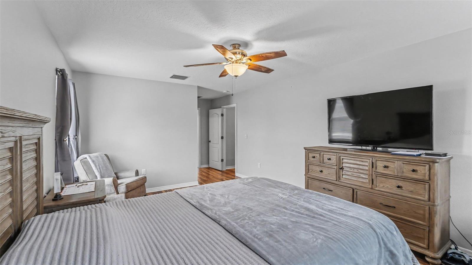 2746 Walden Woods Dr Property Photo 28