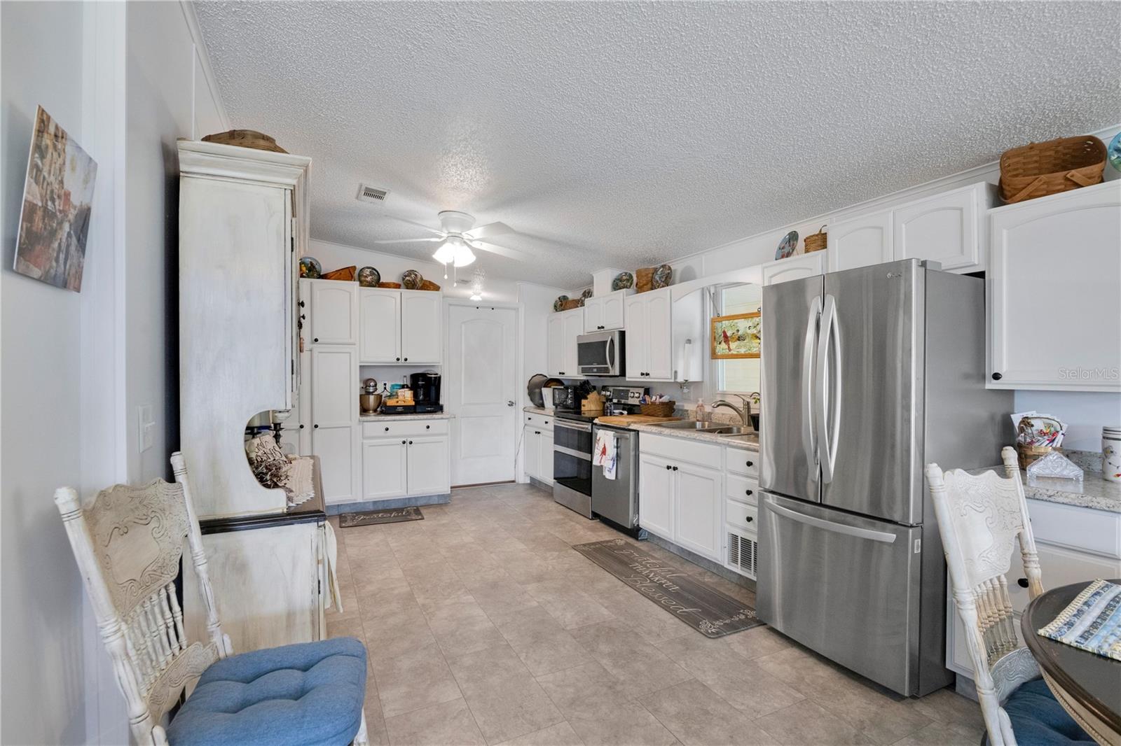 707 Polo Park East Blvd Property Photo 10