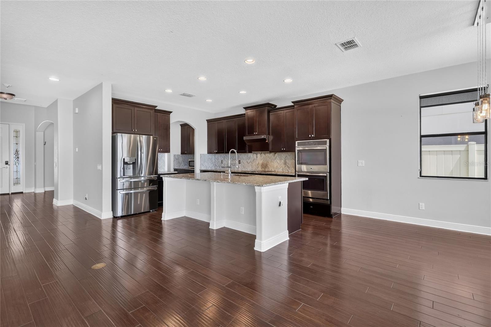 1806 Nature View Dr Property Photo 26