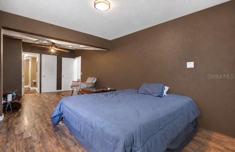 12042 Kamback Dr Property Photo 54