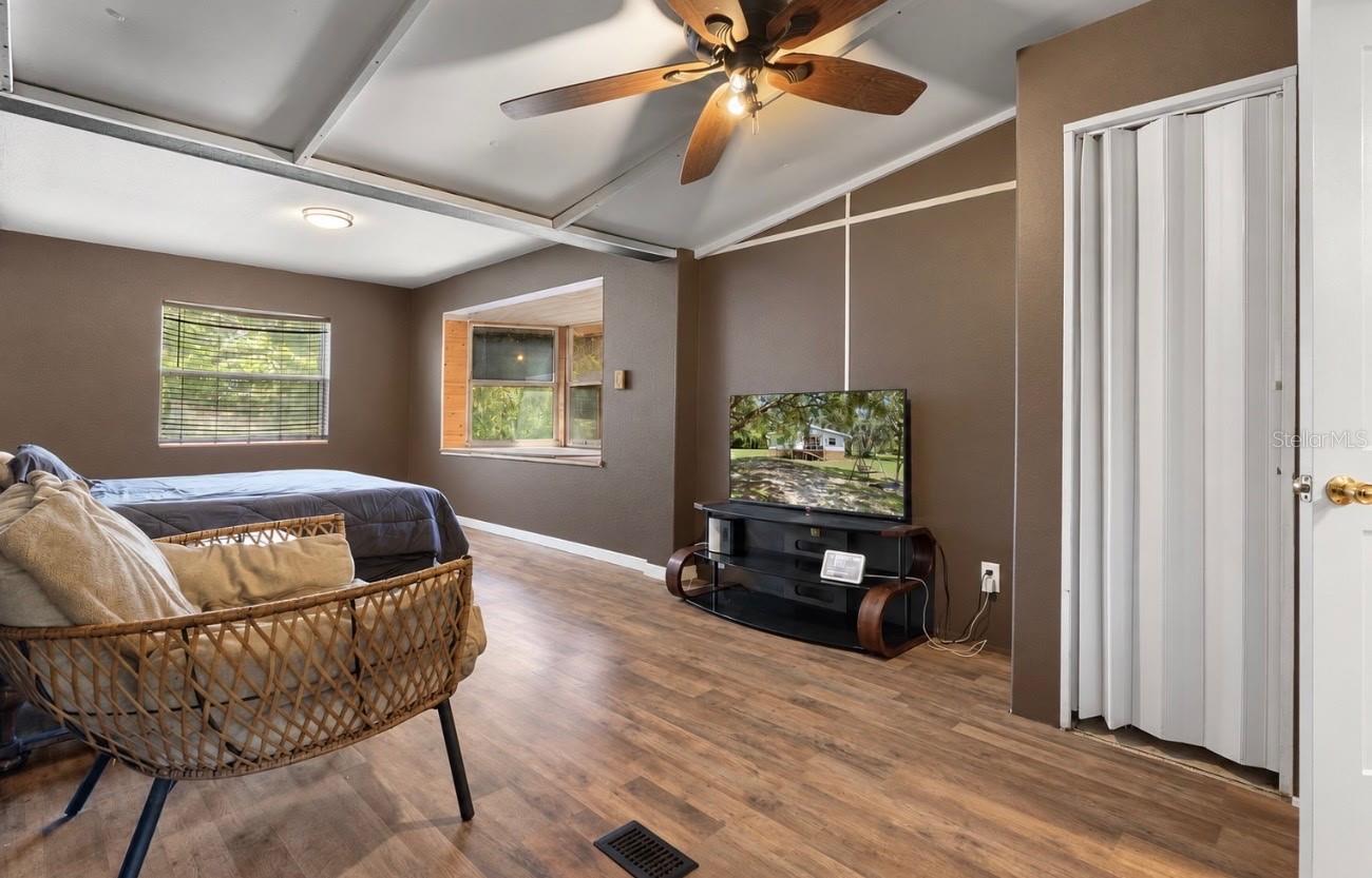 12042 Kamback Dr Property Photo 58