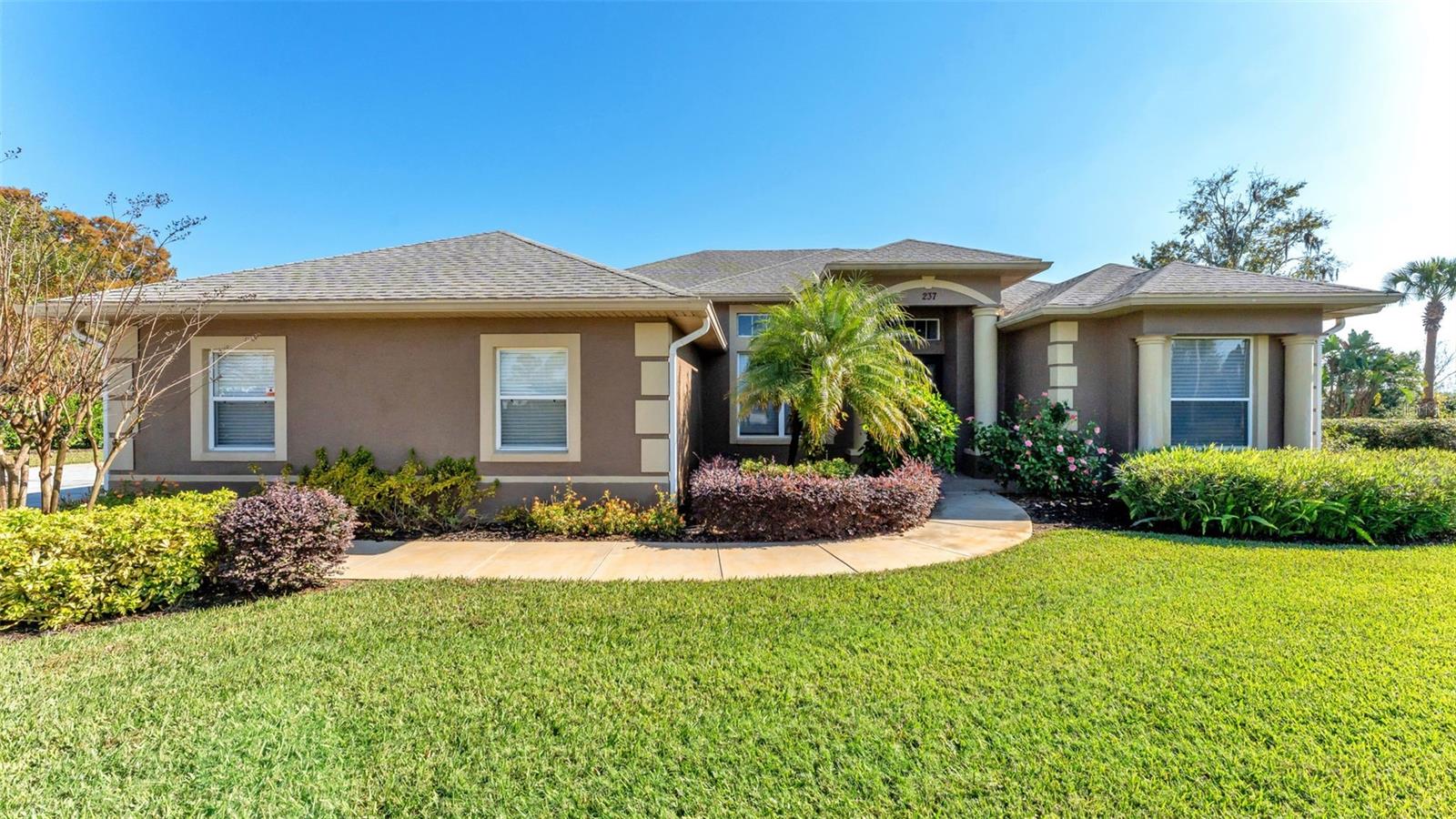 237 KENT CT