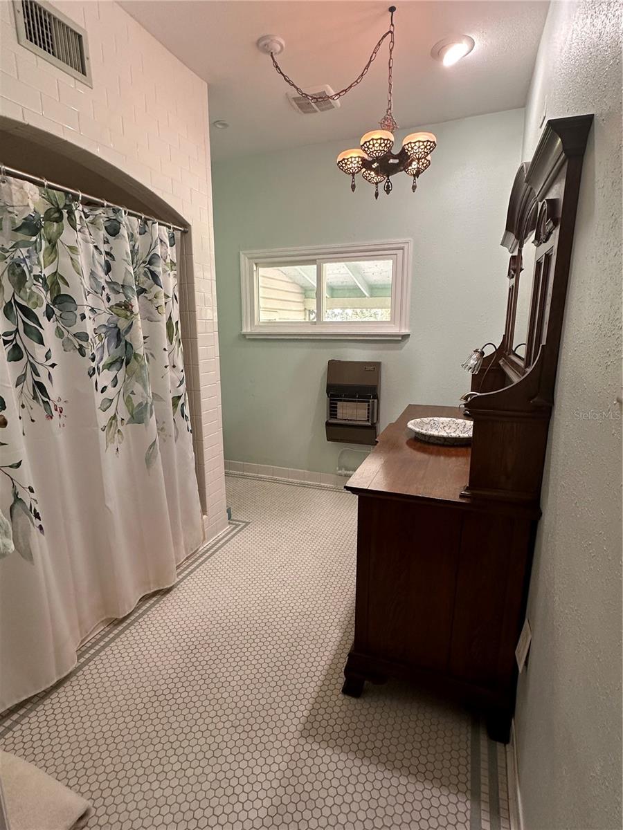 3900 Chalet Suzanne Dr Property Photo 14