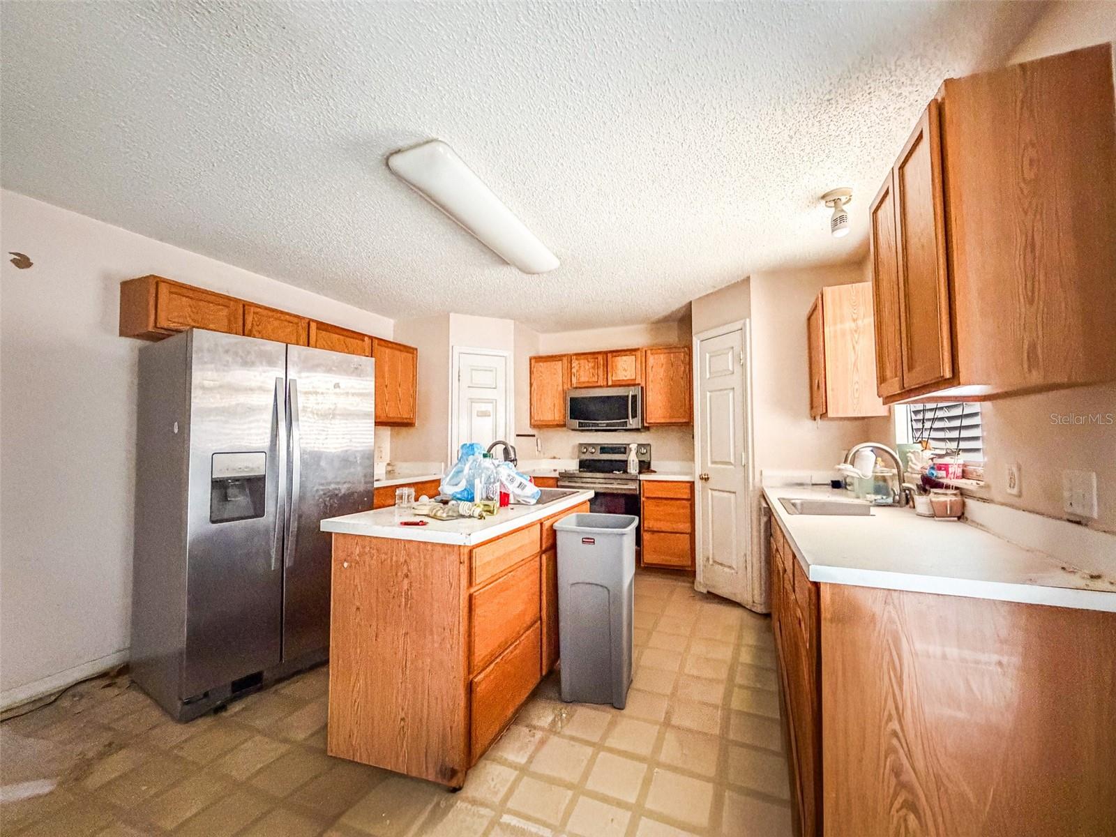 122 Flatfish Ct Property Photo 6