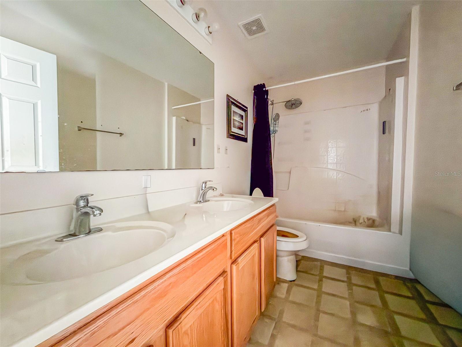 122 Flatfish Ct Property Photo 9