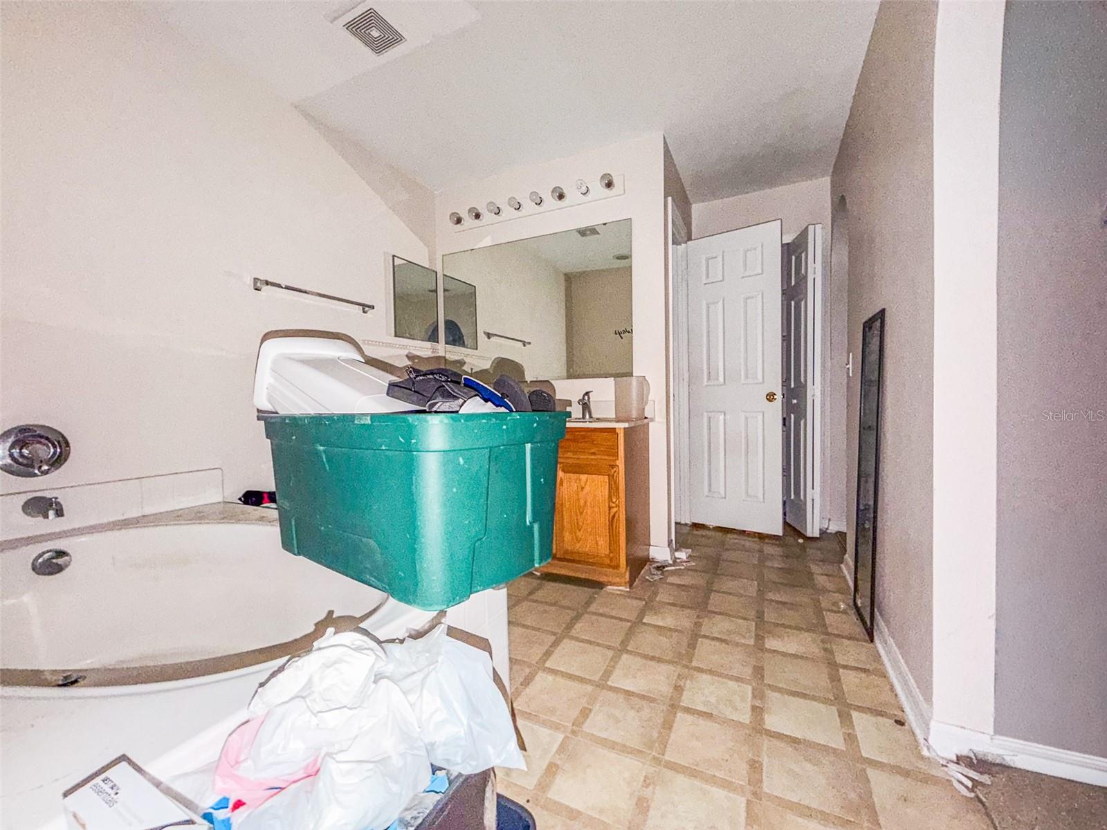 122 Flatfish Ct Property Photo 36