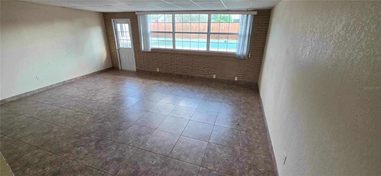 706 Avenue I Ne Property Photo 9