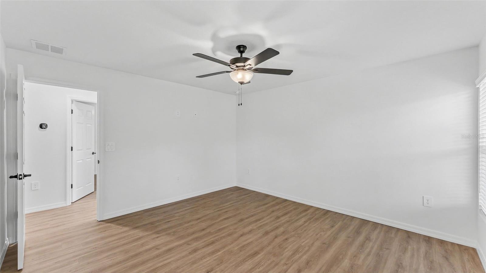 7540 Willow Wisp Dr W Property Photo 13