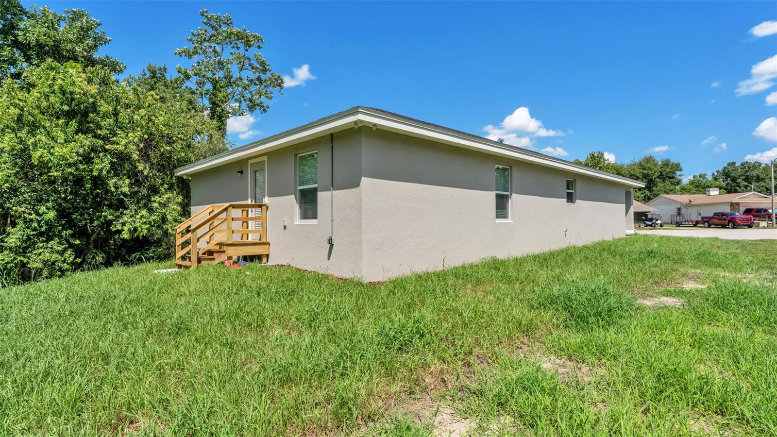 7540 Willow Wisp Dr W Property Photo 24