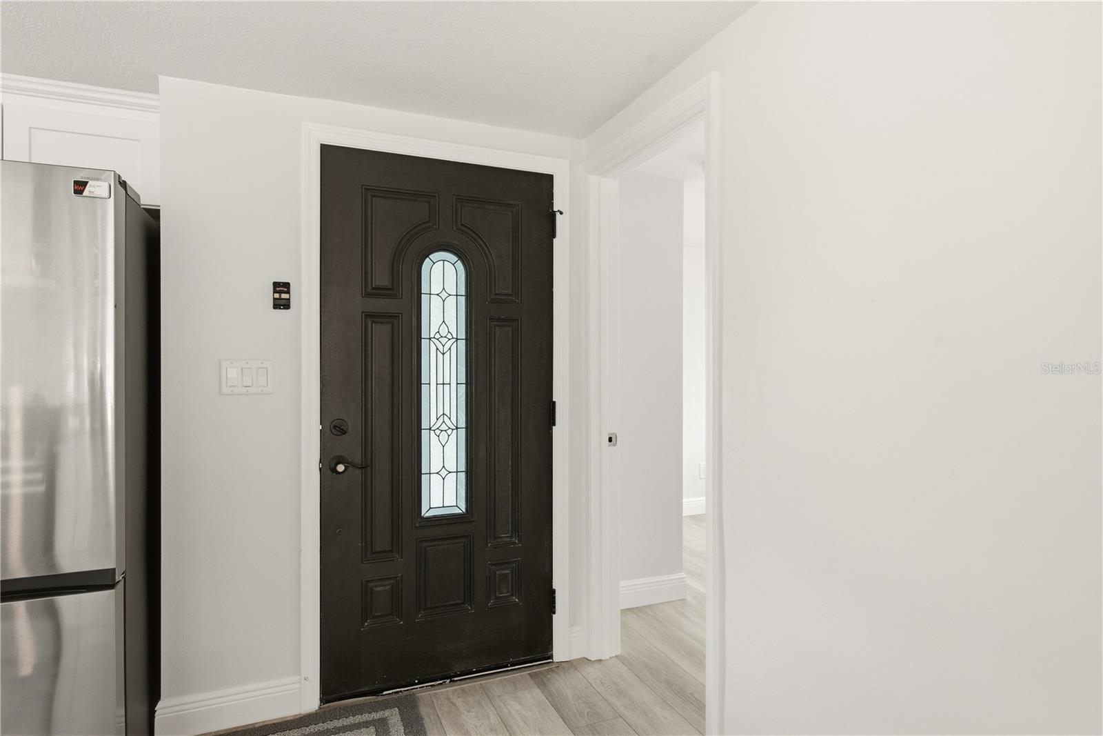 4930 Pompano Dr Property Photo 3