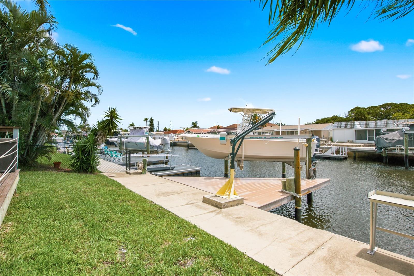 4930 Pompano Dr Property Photo 34