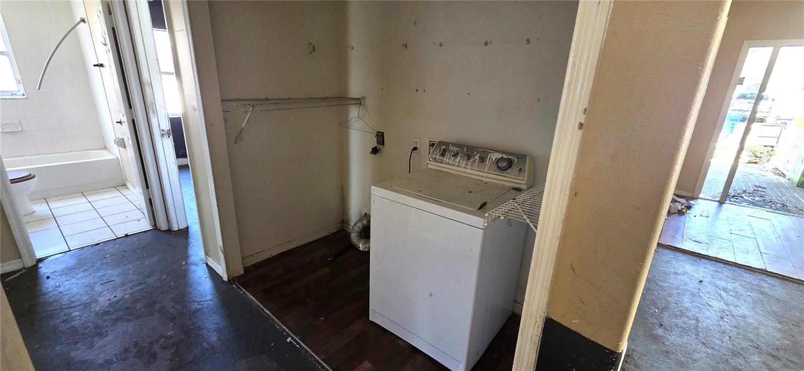 2115 Intervista Ln Property Photo 10