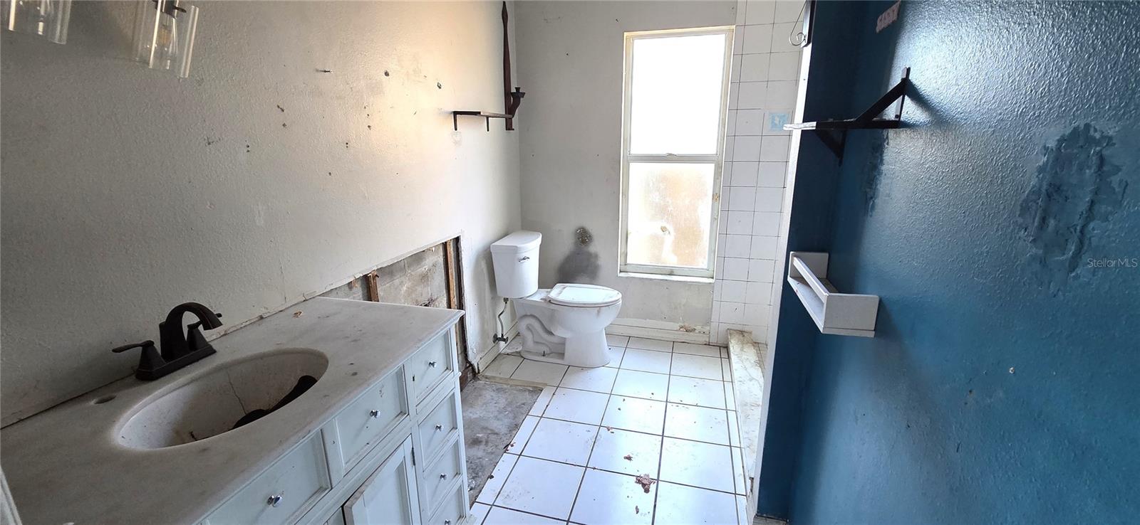 2115 Intervista Ln Property Photo 17