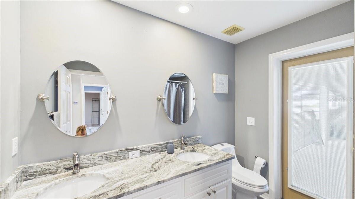 315 Lanceolate Dr Property Photo 32