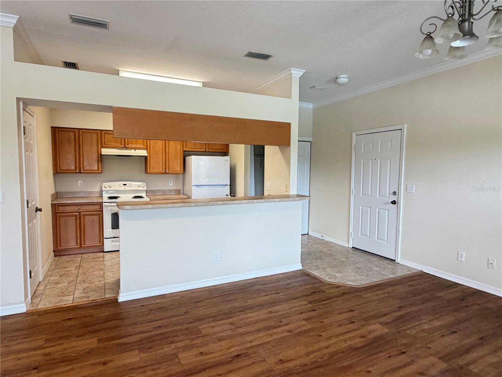 407 Eagle Pond Dr #407 Property Photo 4