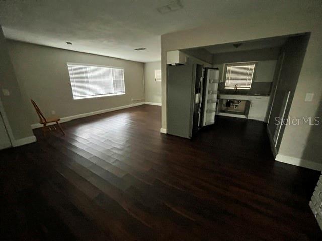 4915 Pocahontas Ln Property Photo 2