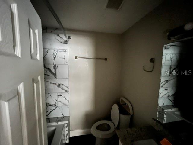 4915 Pocahontas Ln Property Photo 4