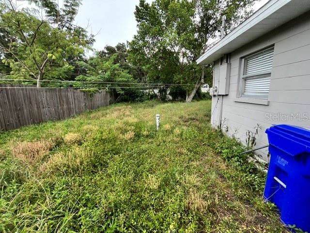 4915 Pocahontas Ln Property Photo 8