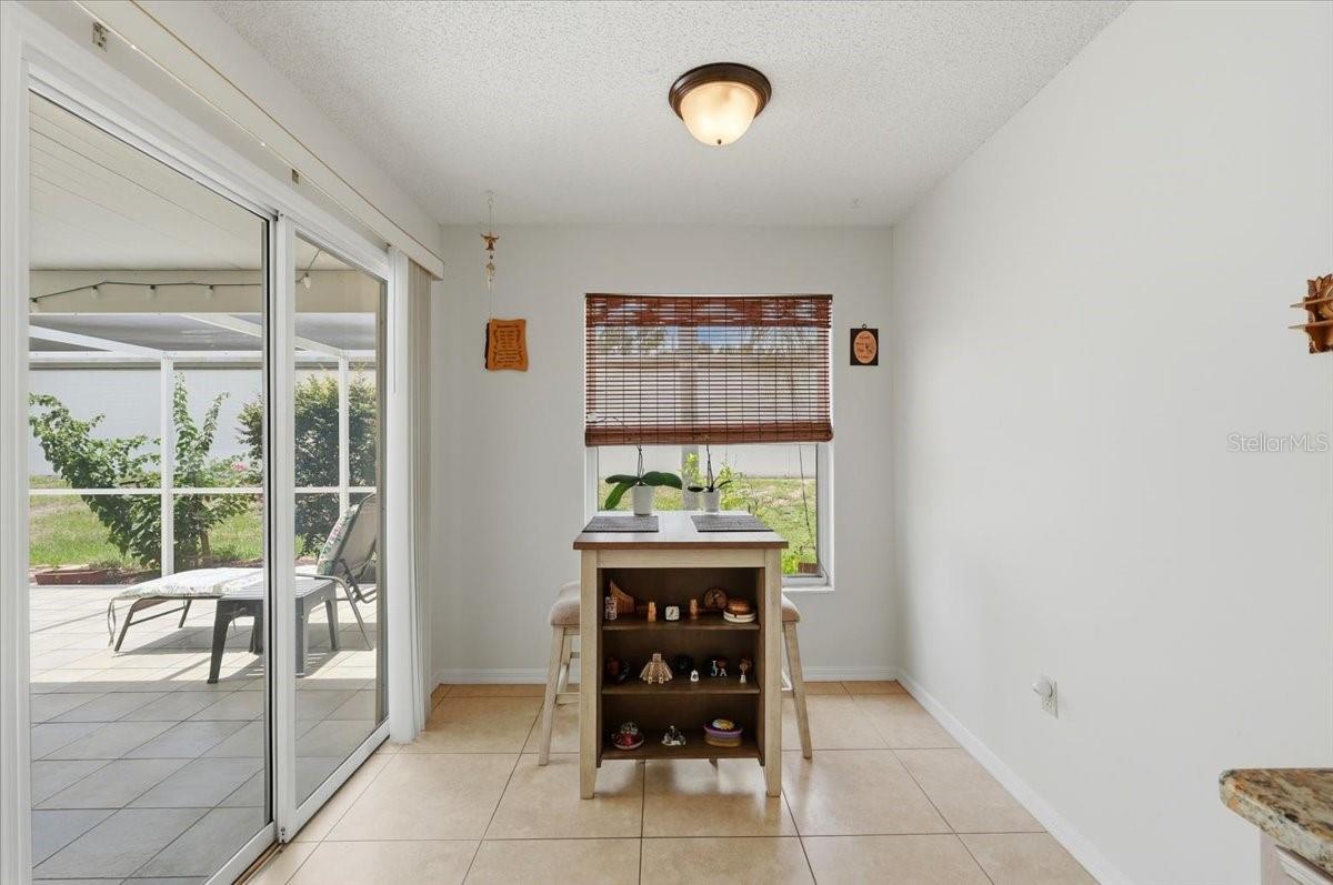 1001 Canary Cir S Property Photo 14