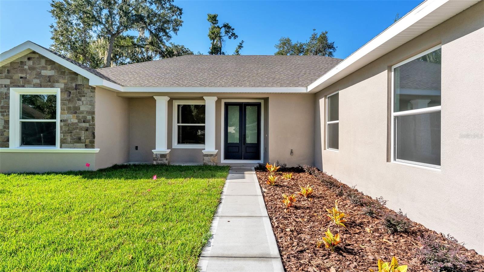 1022 Briarwood Dr Property Photo 5