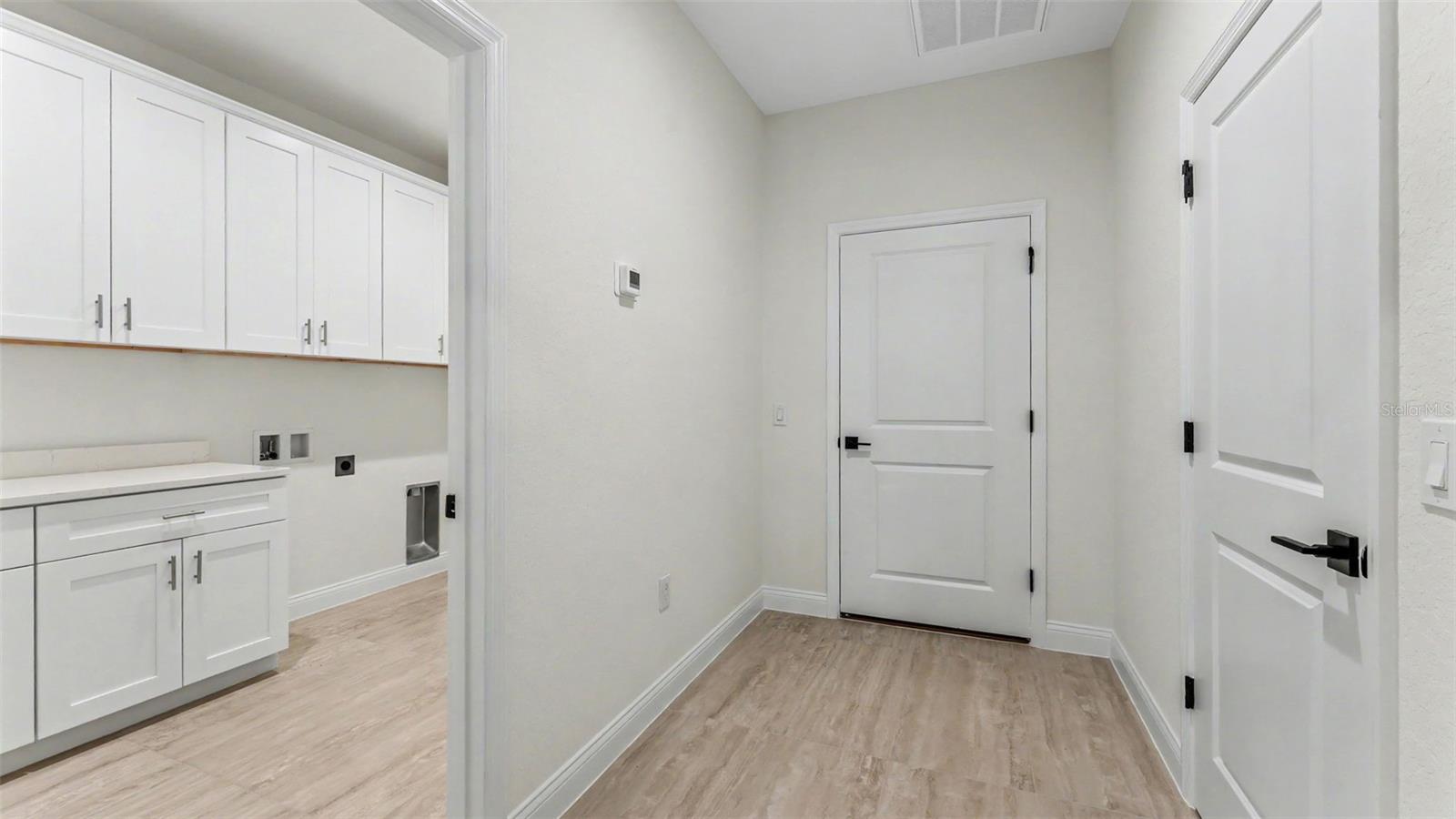 1022 Briarwood Dr Property Photo 19