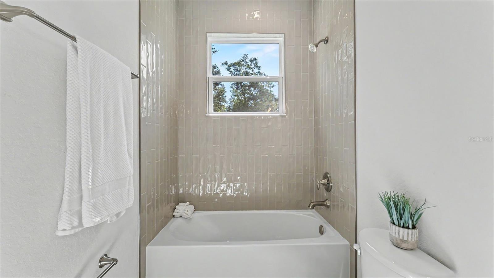 1022 Briarwood Dr Property Photo 39