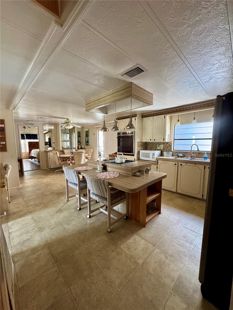 119 Jana Cir Property Photo 6