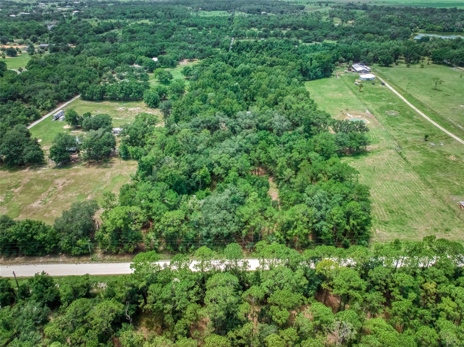 5101 Whippoorwill Rd Property Photo 3