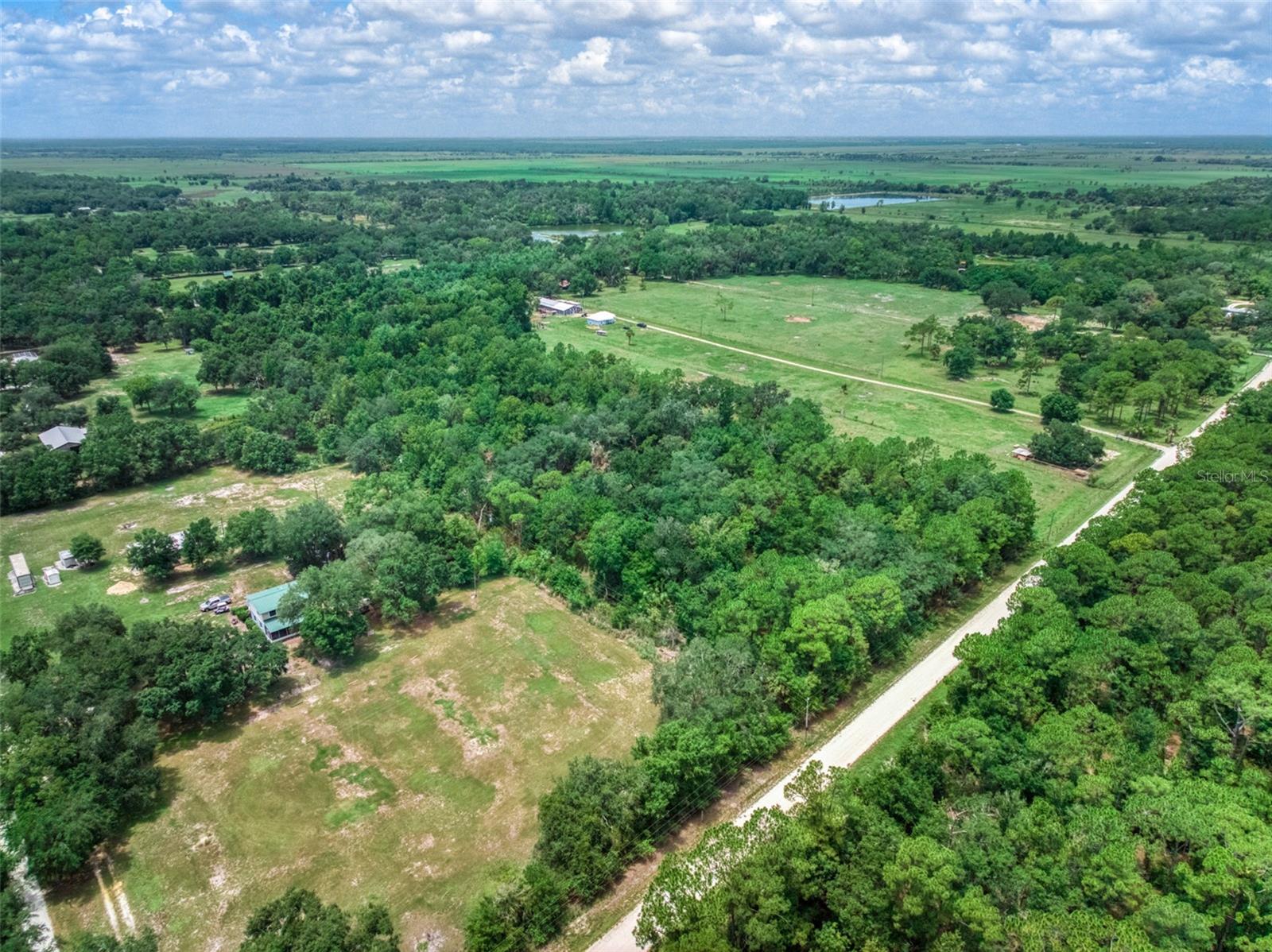 5101 Whippoorwill Rd Property Photo 4