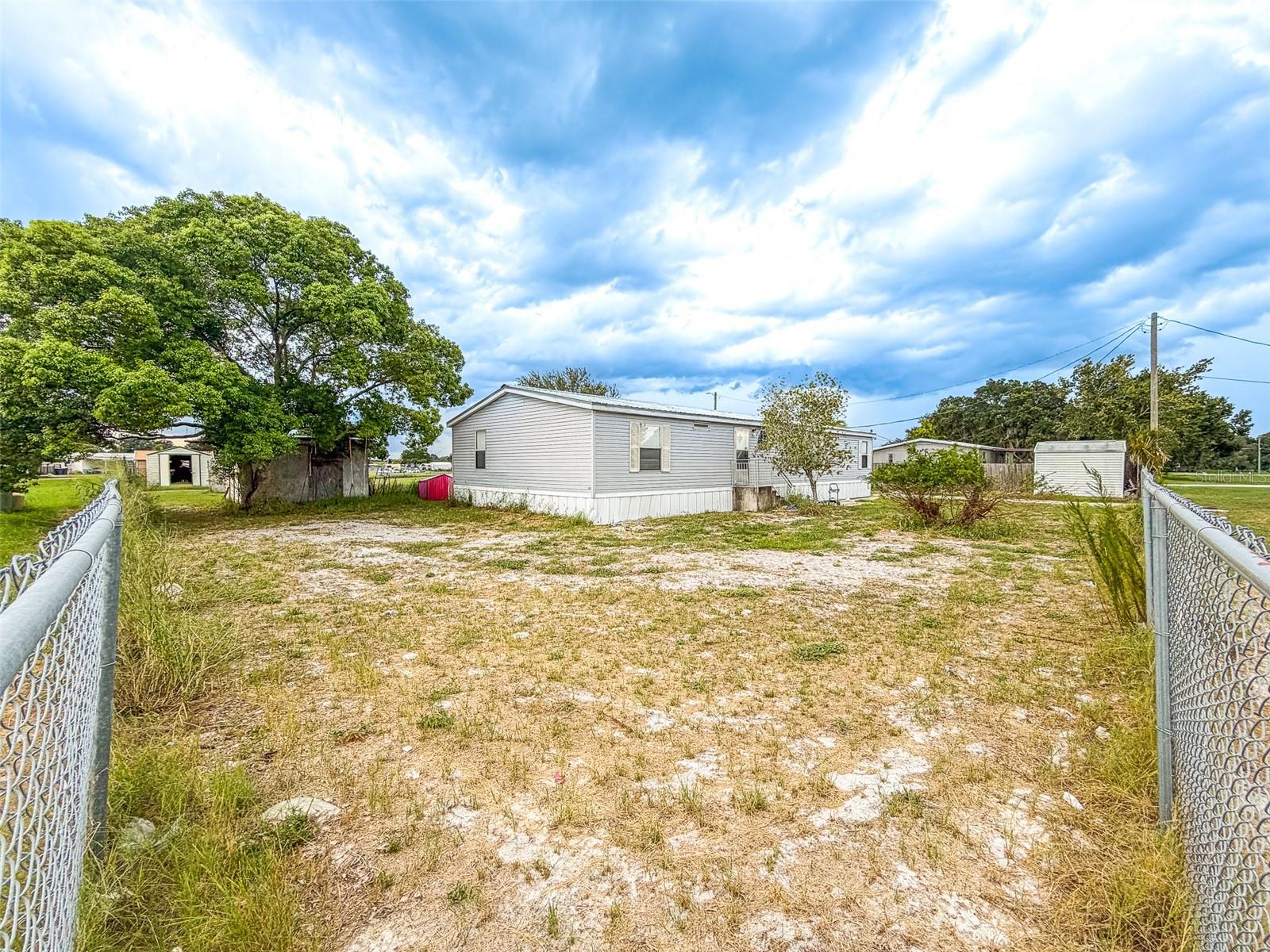 13 Cactus Cir E Property Photo 3
