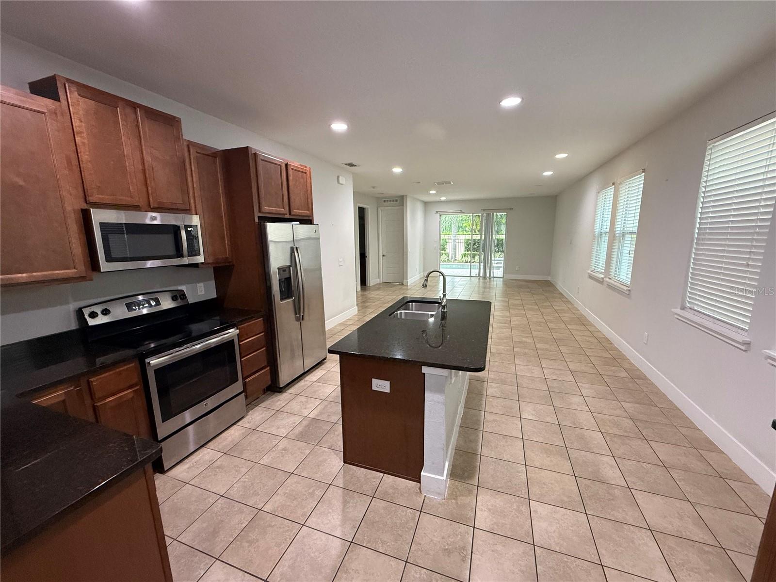 481 Lasso Dr Property Photo 4