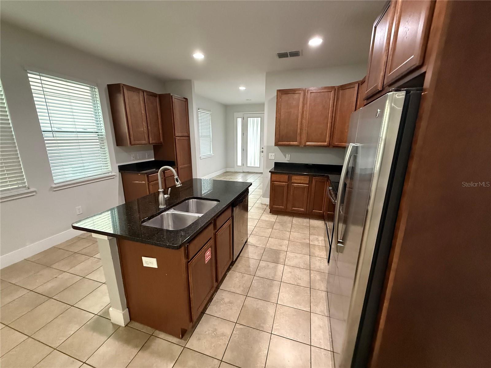 481 Lasso Dr Property Photo 6
