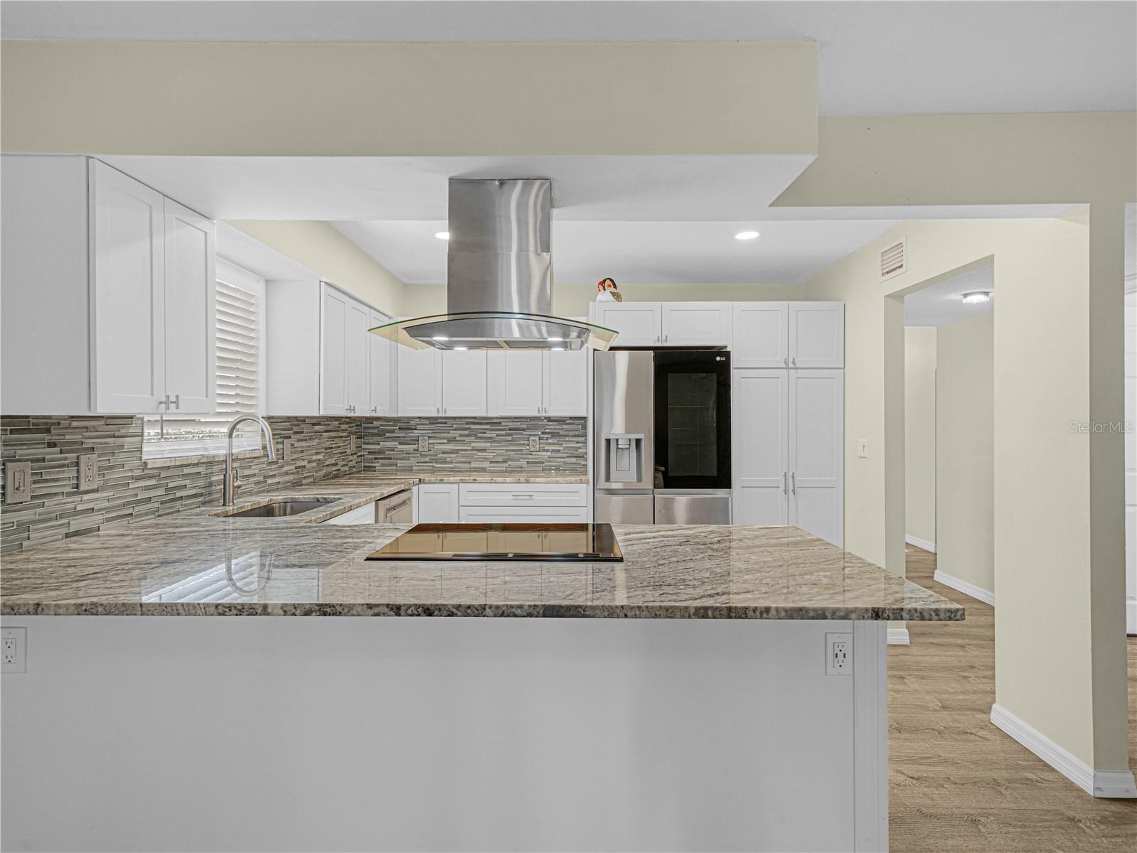 3573 Raintree Cir Property Photo 8