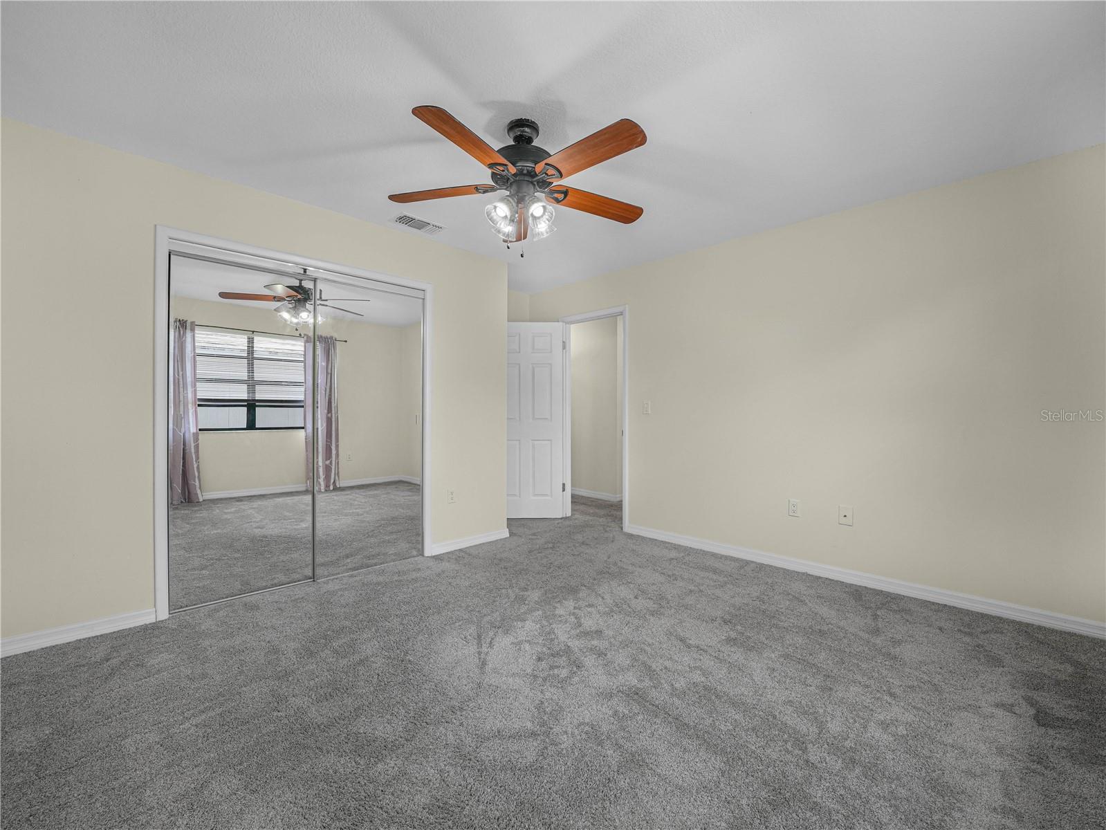 3573 Raintree Cir Property Photo 18